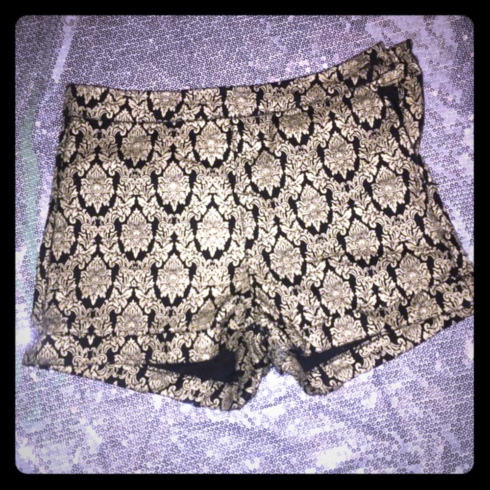 Shorts - Picture 1 of 1